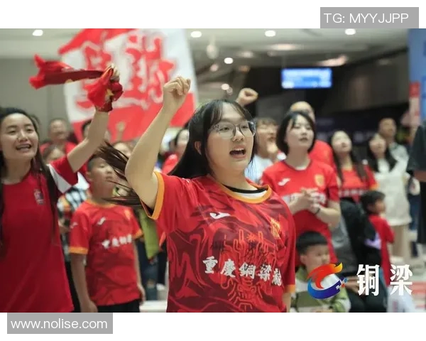 铜梁体育馆精彩足球比赛直播全程回顾与精彩瞬间分享